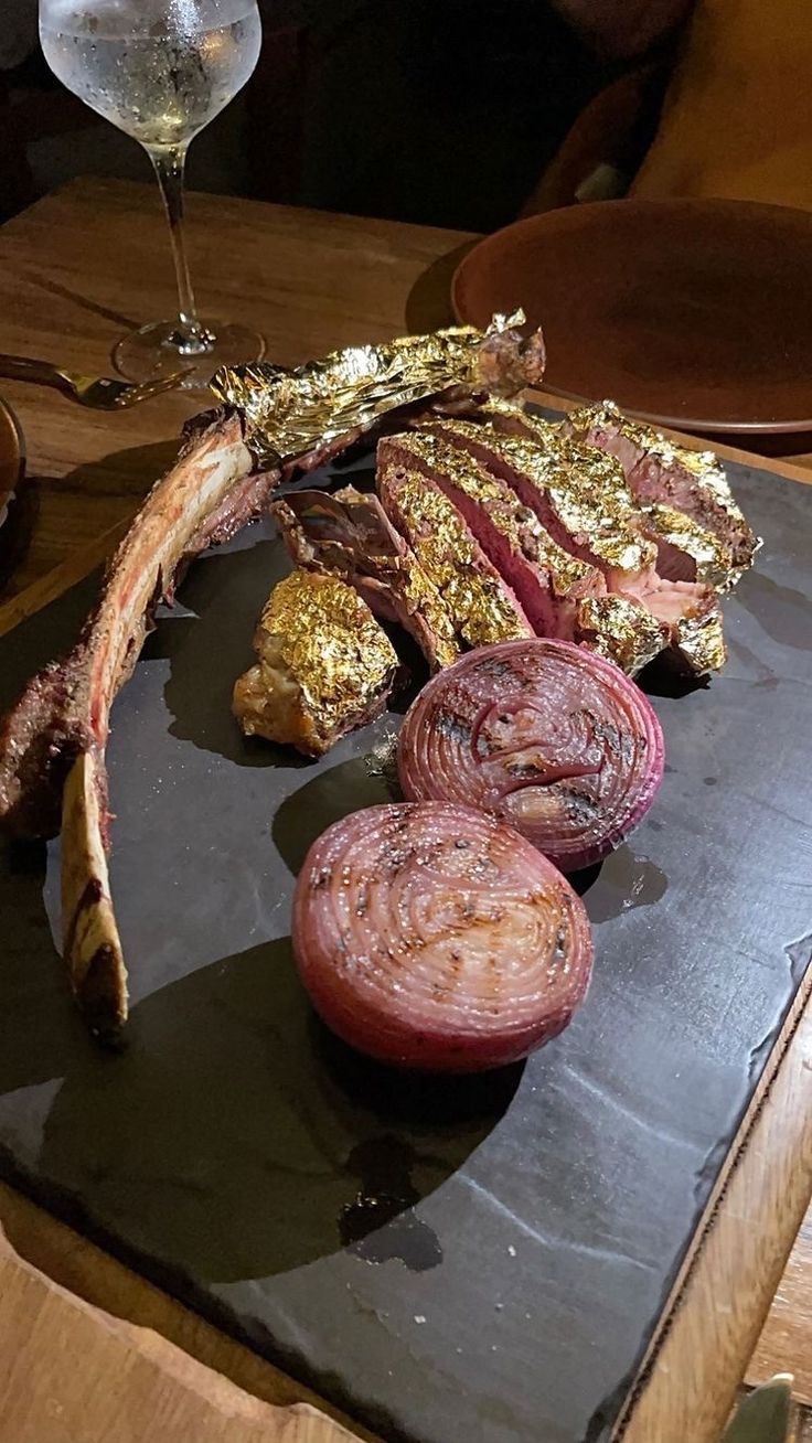 24 Karat Tomahawk